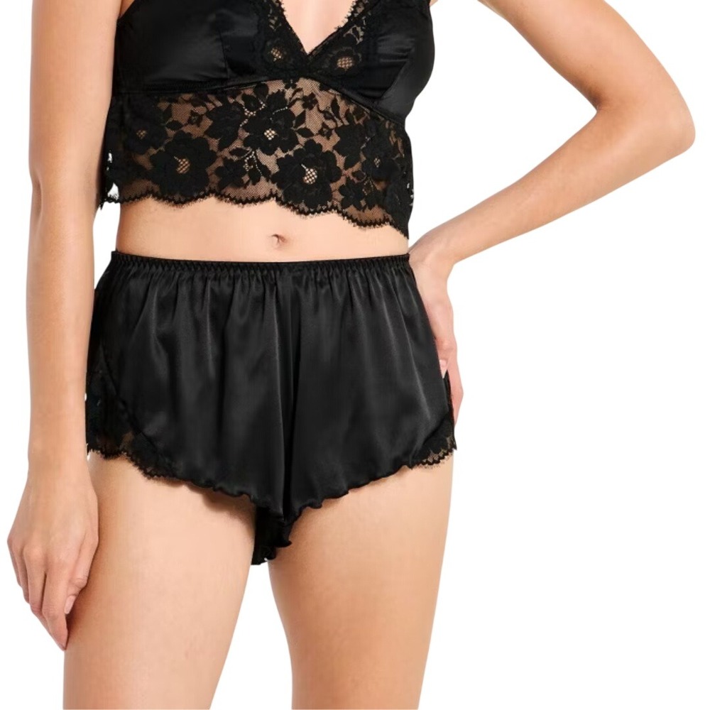 Auden Women's Black Satin & Lace Ruffled Lightweight Lingerie Short Size M